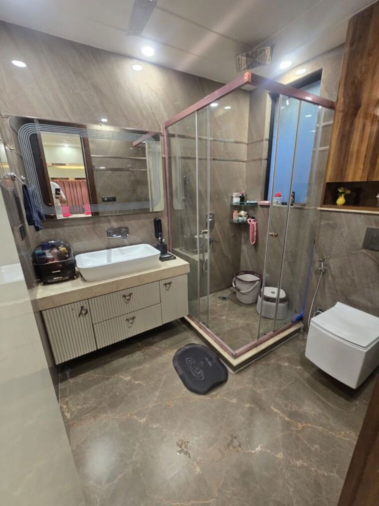 Washroom, malibu town 3 Bedroom 238 Sq.Yd. Builder Floor In Malibu Town Gurgaon 10318559
