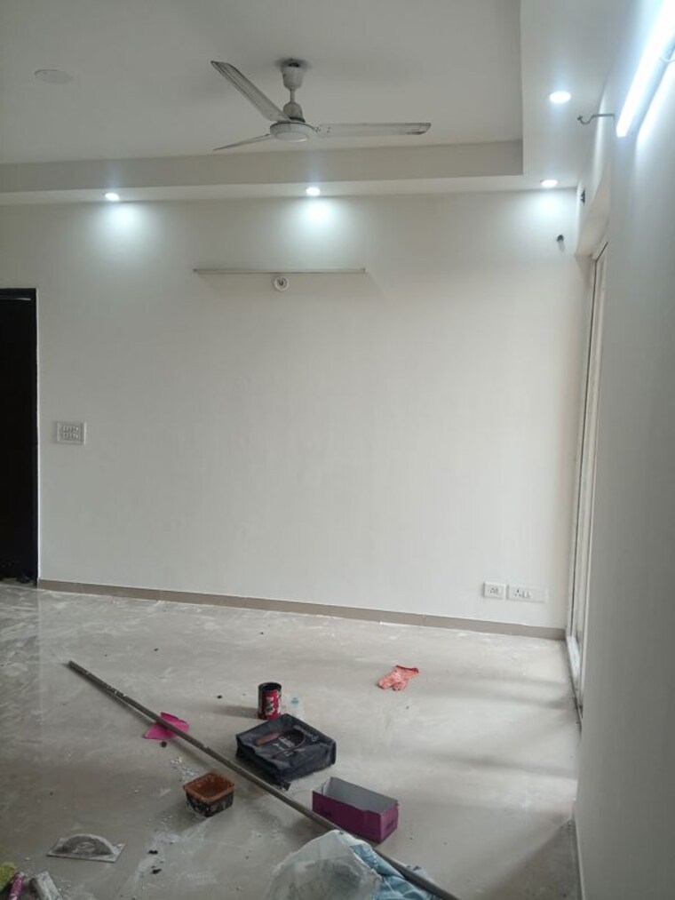 Room, mahagun-my-woods 2.5 Bedroom 1110 Sq.Ft. Apartment In Sector 16c Greater Noida Greater Noida 10318881