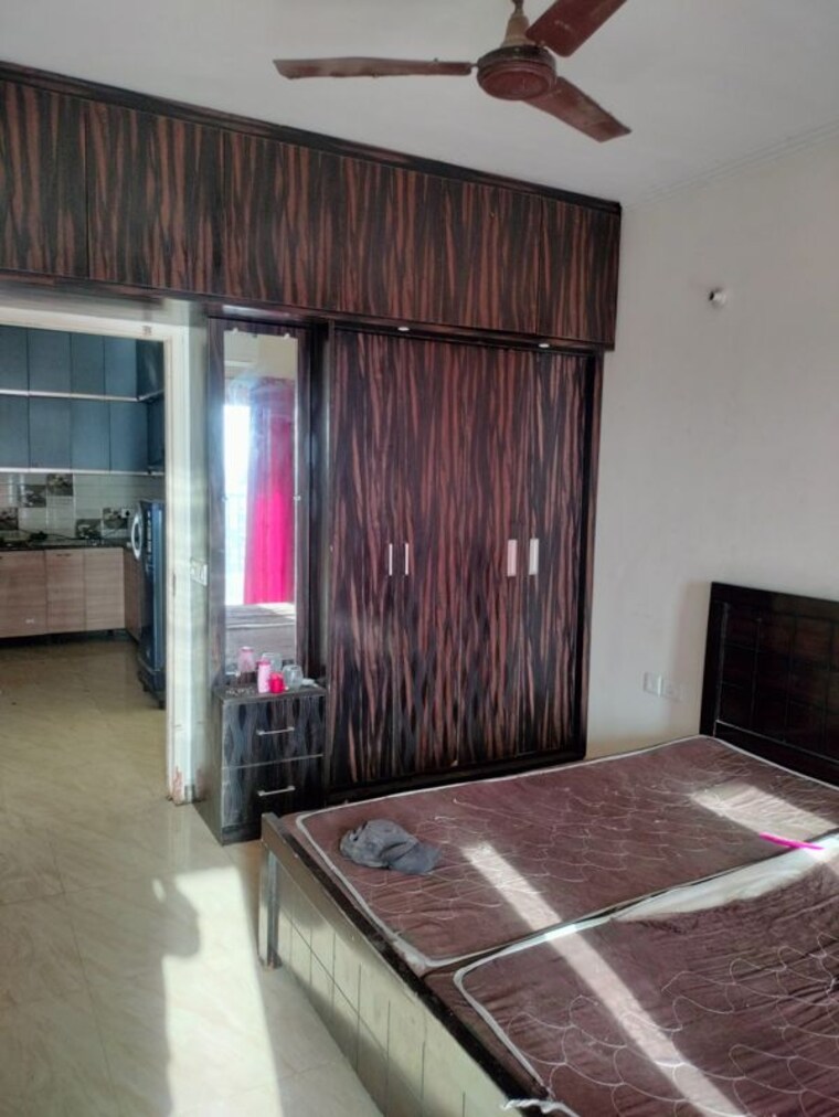 Bedroom, gaur-yamuna-city-16th-park-view 3 Bedroom 1475 Sq.Ft. Builder Floor In Gaur Yamuna City Greater Noida 10318861