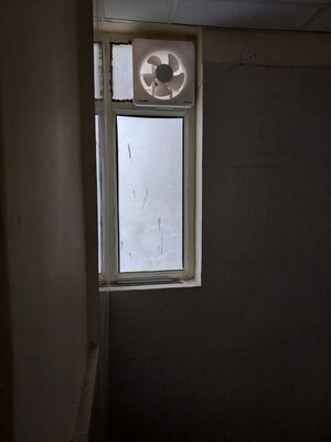 Room in 2 BHK Apartment at Pyramid Heights, Sector 85 – for Rent