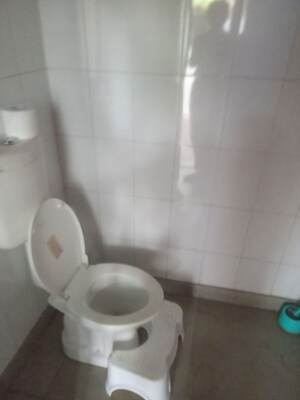 Bathroom in 1 BHK Independent House at Camurlim – for Rent