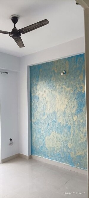 Bedroom in 2 BHK Apartment at Kolar rd – for Rent