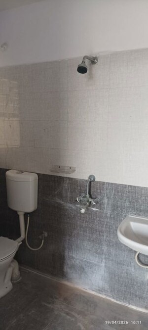 Bathroom in 2 BHK Apartment at Kolar rd – for Rent