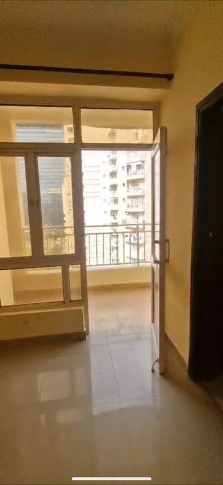 Room, gulshan-vivante 4 Bedroom 2400 Sq.Ft. Apartment In Sector 137 Noida 10318915