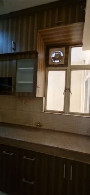 Room in 4 BHK Apartment at Gulshan Vivante, Sector 137 – for Sale