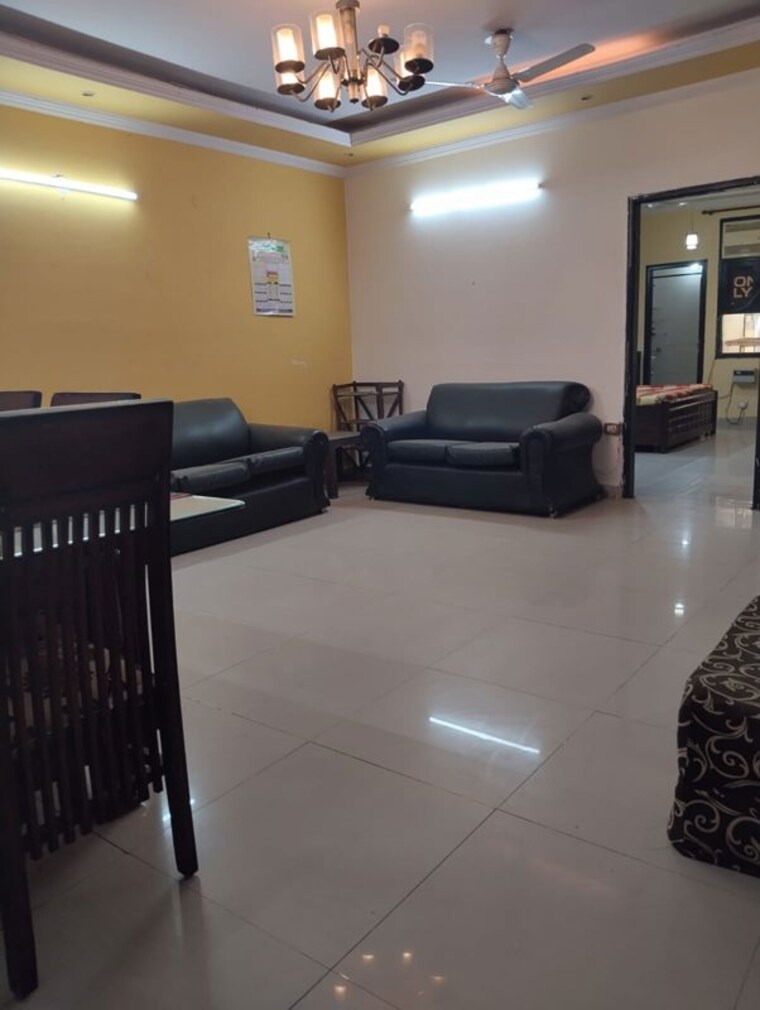 Living Room, neb sarai 3 Bedroom 900 Sq.Ft. Builder Floor In Neb Sarai Delhi 10318960