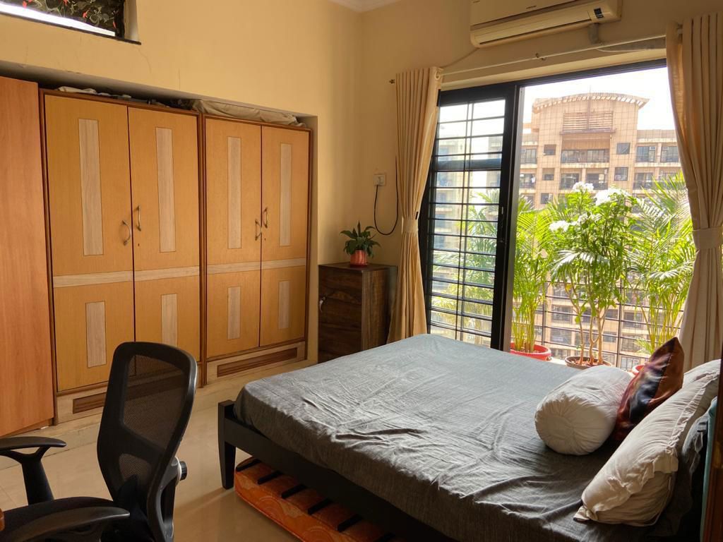 1 BHK Apartment For Rent in K Raheja Heights
