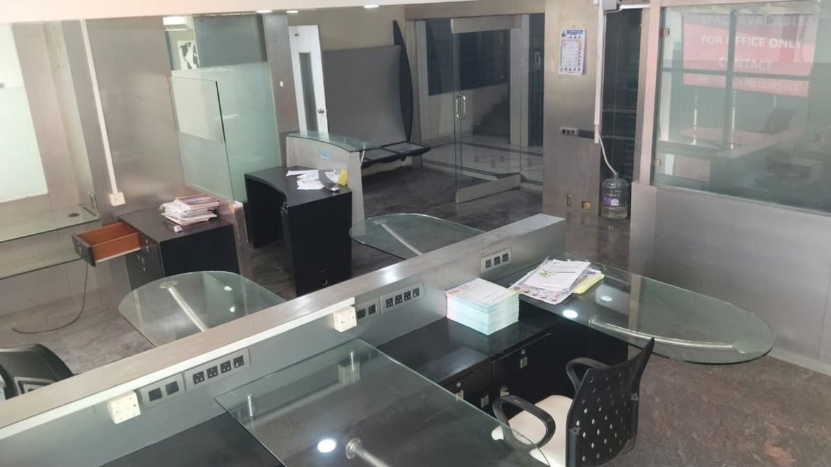Office Space For Rent in Parmar Corporate Lounge