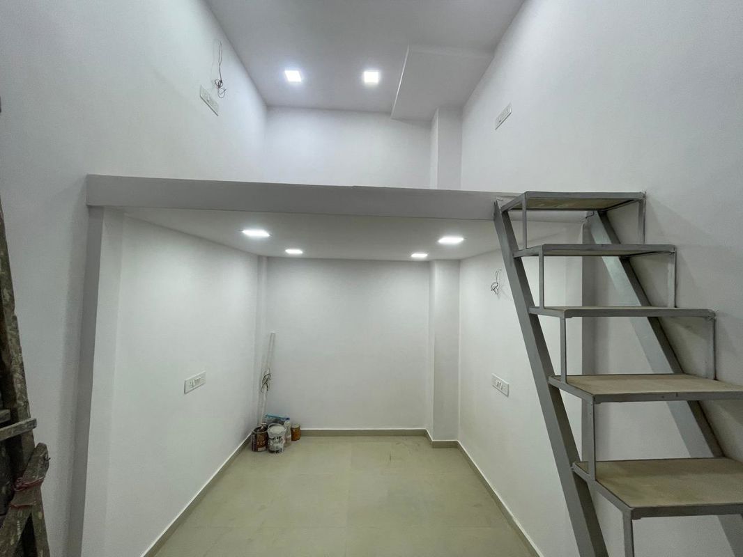 Office Space For Rent in Rustomjee Eaze Zone Mall