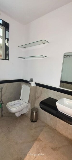 Furnished Amenities in 3 BHK Villa at Siolim – for Rent