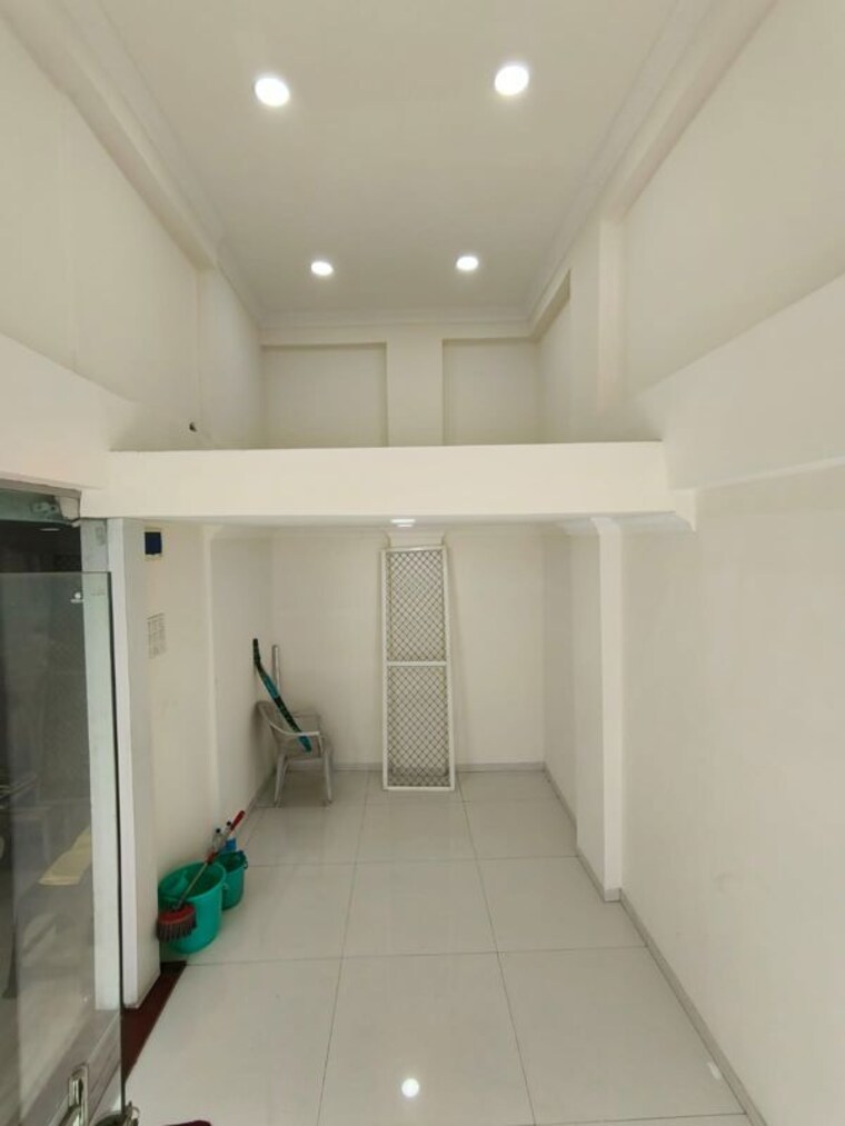 undefined, mandai Commercial Shop 315 Sq.Ft. In Mandai Pune 10319010