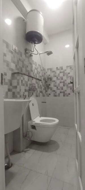Bathroom in 1 RK Builder Floor at Freedom Fighters Enclave – for Rent
