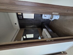 Furnished Amenities in 3 BHK Apartment at Kalpataru Magnus, Bandra East – for Rent