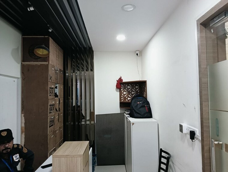 Team Area, lodha-supremus-2 Commercial Office Space 2500 Sq.Ft. In Wagle Industrial Estate Thane 10319042