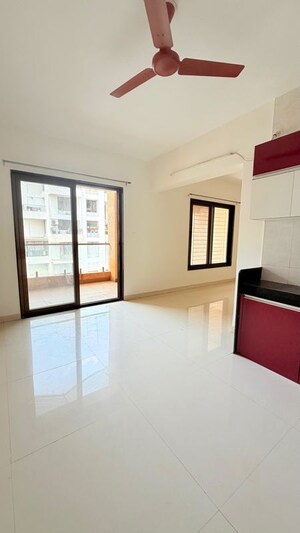 Room in 2 BHK Apartment at Supreme Estia Phase 1, Baner – for Sale