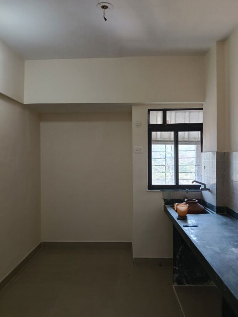 Kitchen/pantry, haware-citi 1 Bedroom 415 Sq.Ft. Apartment In Ghodbunder Road Thane 10318998