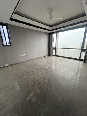 Room in 3 BHK Apartment at Lodha Trump Tower, Worli – for Rent