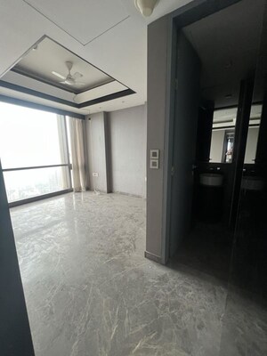 Room in 3 BHK Apartment at Lodha Trump Tower, Worli – for Rent