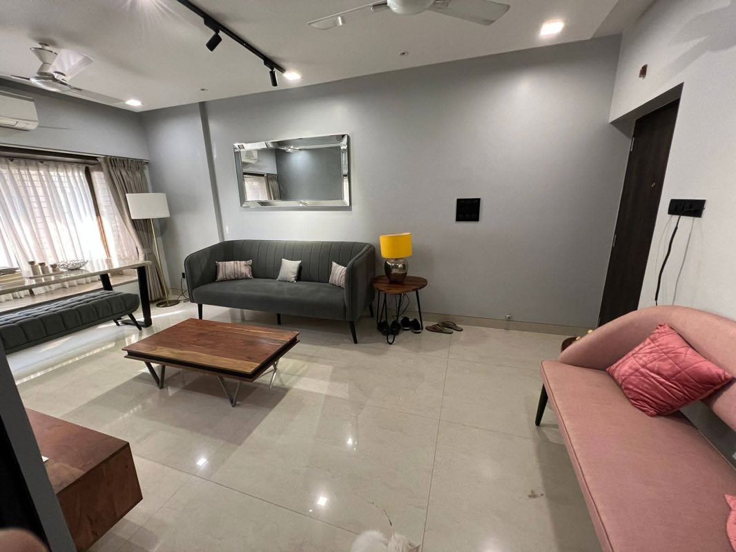 3 BHK 1200 Sq.Ft. Apartment in Girnar CHS Andheri West