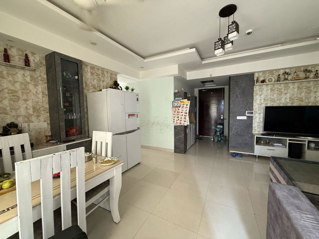 3 BHK + Servant Room Apartment For Sale in SS The Coralwood