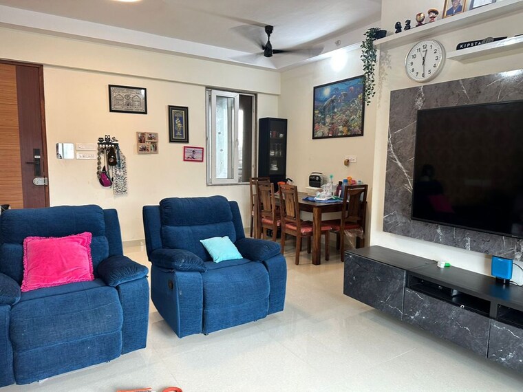 Living Room, paradise-sai-world-empire 3 Bedroom 1750 Sq.Ft. Apartment In Kharghar Navi Mumbai 10319107