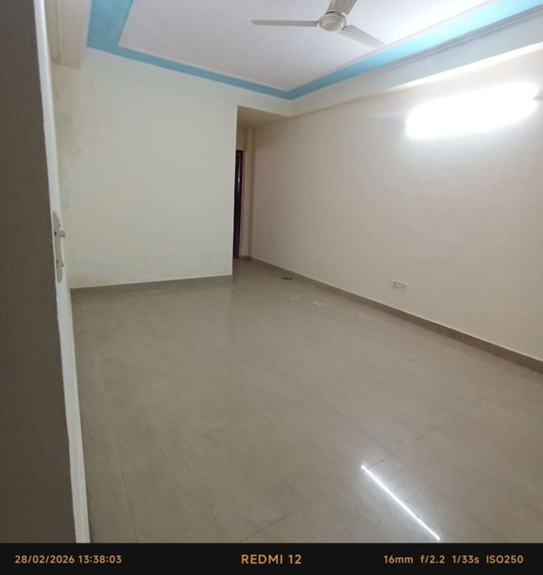 Room, freedom fighters enclave 1 Bedroom 450 Sq.Ft. Builder Floor In Freedom Fighters Enclave Delhi 10319124
