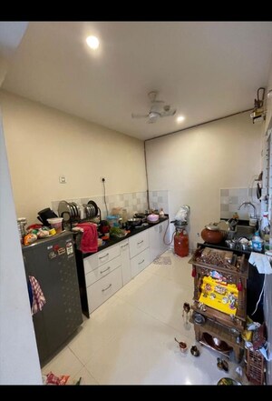 Team Area in 3 BHK Apartment at Monalisa Apartment, Kothrud – for Rent