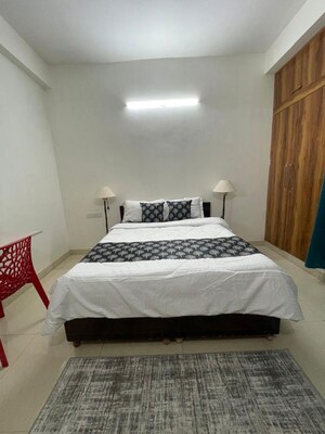 Bedroom in 1 BHK Builder Floor at Sector 53 – for Rent