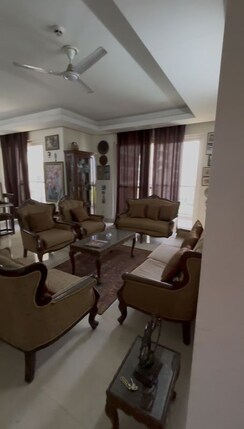 3.5 BHK + Servant Room Apartment For Rent in ATS Triumph