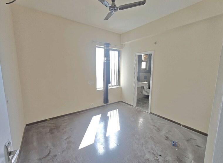Room, paras-dews 3.5 Bedroom 1770 Sq.Ft. Apartment In Sector 106 Gurgaon 10319202