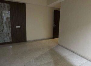 Room in 4 BHK Apartment at Paras Dews, Sector 106 – for Rent