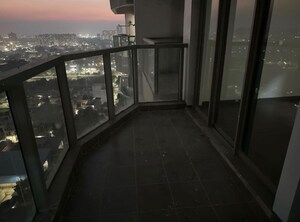 4 BHK Apartment For Rent in Paras Dews, Sector 106