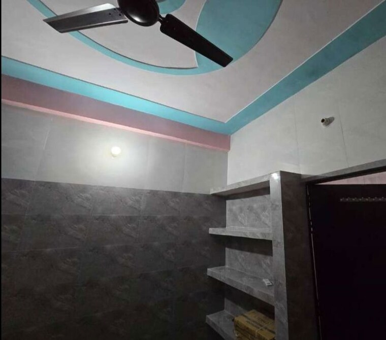 Room, gomti nagar 1 Bedroom 400 Sq.Ft. Apartment In Gomti Nagar Lucknow 10173072