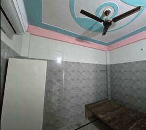 Bedroom in 1 BHK Apartment at Gomti Nagar – for Rent