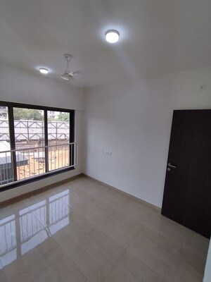 Room in 2 BHK Apartment at Mahindra Alcove, Chandivali – for Rent