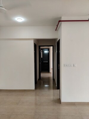 Room in 2 BHK Apartment at Mahindra Alcove, Chandivali – for Rent