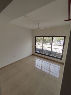 2 BHK Apartment For Rent in Mahindra Alcove