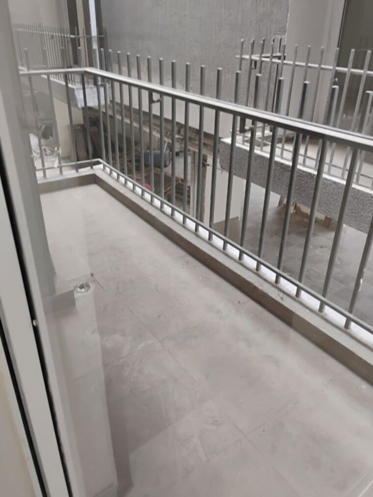 Balcony, smart-world-gems 2.5 Bedroom 1208 Sq.Ft. Builder Floor In Sector 89 Gurgaon 10319238