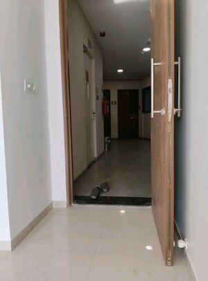 Building Lobby in 3 BHK Apartment at Kalpataru Immensa, Kolshet Road – for Rent