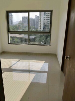 3 BHK Apartment For Rent in Kalpataru Immensa, Kolshet Road