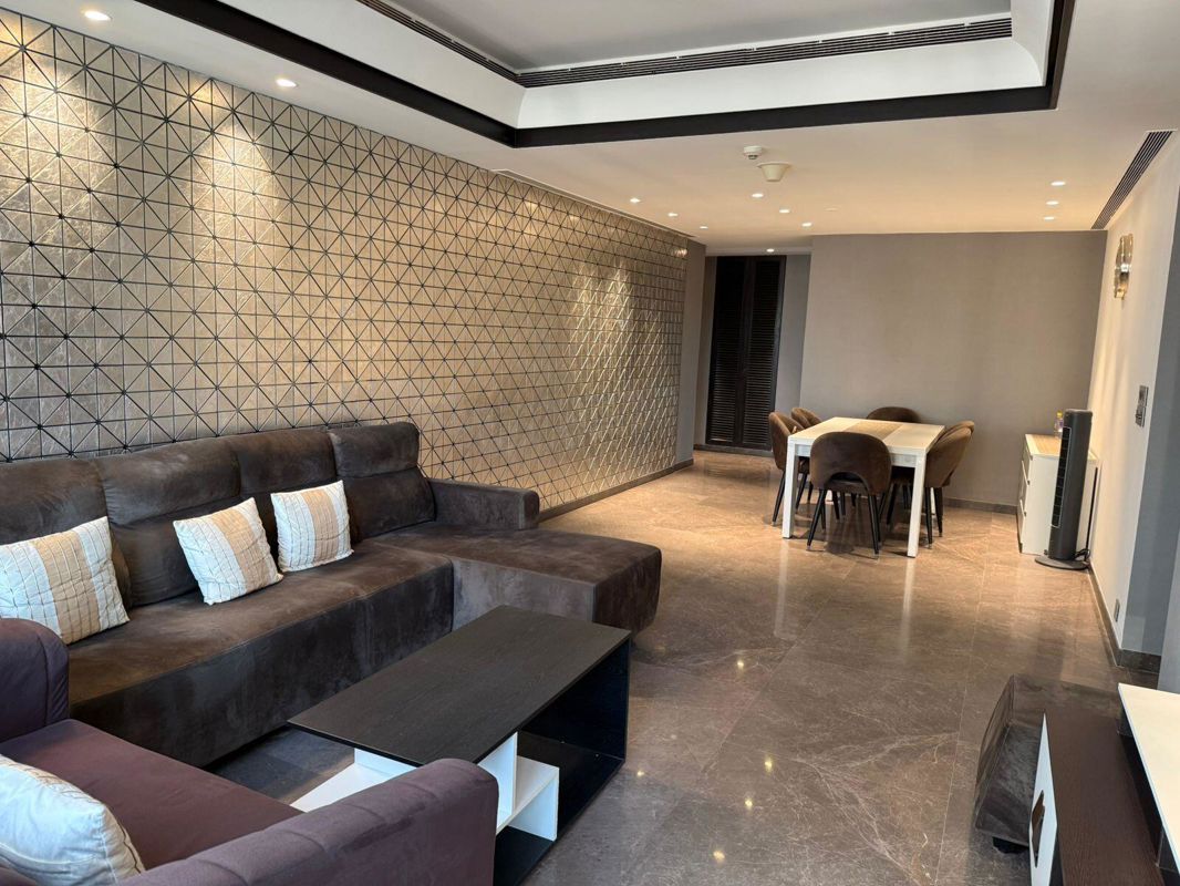 3 BHK + Servant Room Apartment For Rent in Lodha Trump Tower