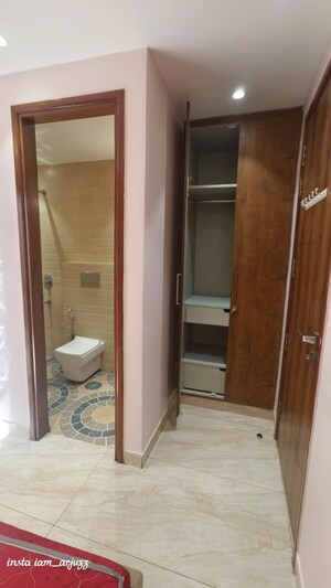 Bathroom in 1 BHK Builder Floor at Vinoba Puri – for Rent