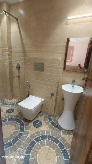 Bathroom in 1 BHK Builder Floor at Vinoba Puri – for Rent