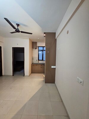 1 BHK Apartment For Rent in Auric City Homes, Sector 82