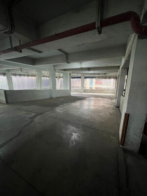 Parking in  Office Space at Sunshine Tower Dadar, Dadar West – for Rent