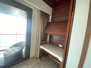 Room in 3 BHK Apartment at Lodha The World Towers World One Tier 2, Worli – for Rent