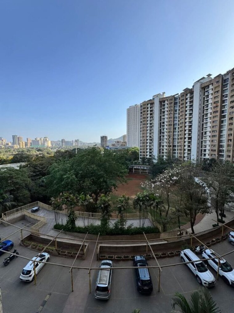 Exterior View, lodha-splendora 2 Bedroom 771 Sq.Ft. Apartment In Ghodbunder Road Thane 10319327