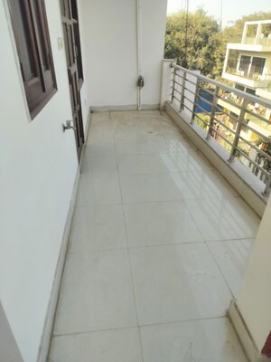 Balcony in 2 BHK Builder Floor at Sector 51 – for Rent