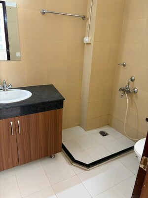 Bathroom in 4 BHK Apartment at Pioneer Park Phase 1, Sector 61 – for Rent