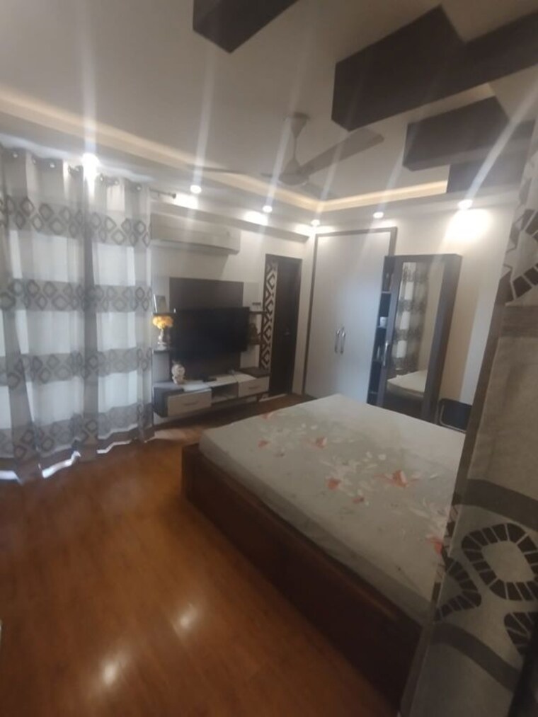 Living Room, tulip-violet 3 Bedroom 1578 Sq.Ft. Apartment In Sector 69 Gurgaon 10319425